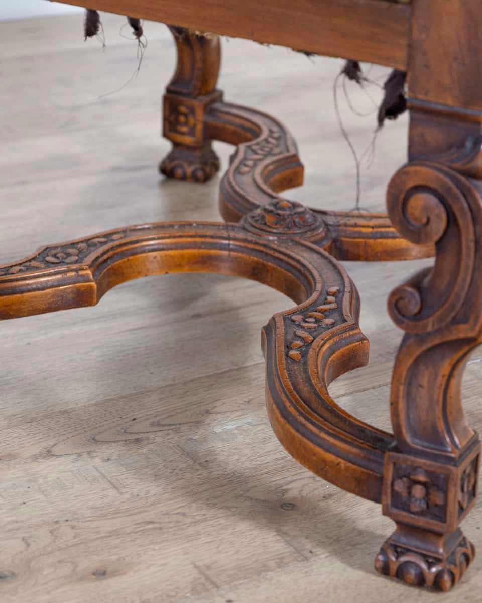 Louis XV Carved Walnut Armchair from Tuscany, 18th Century - JAA