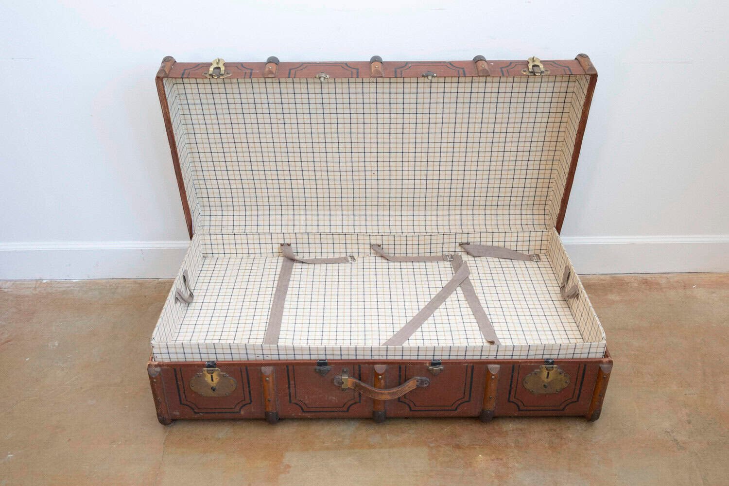 Italian 20th Century Leather, Wood and Brass Travel Trunk with Rustic Character - JAA