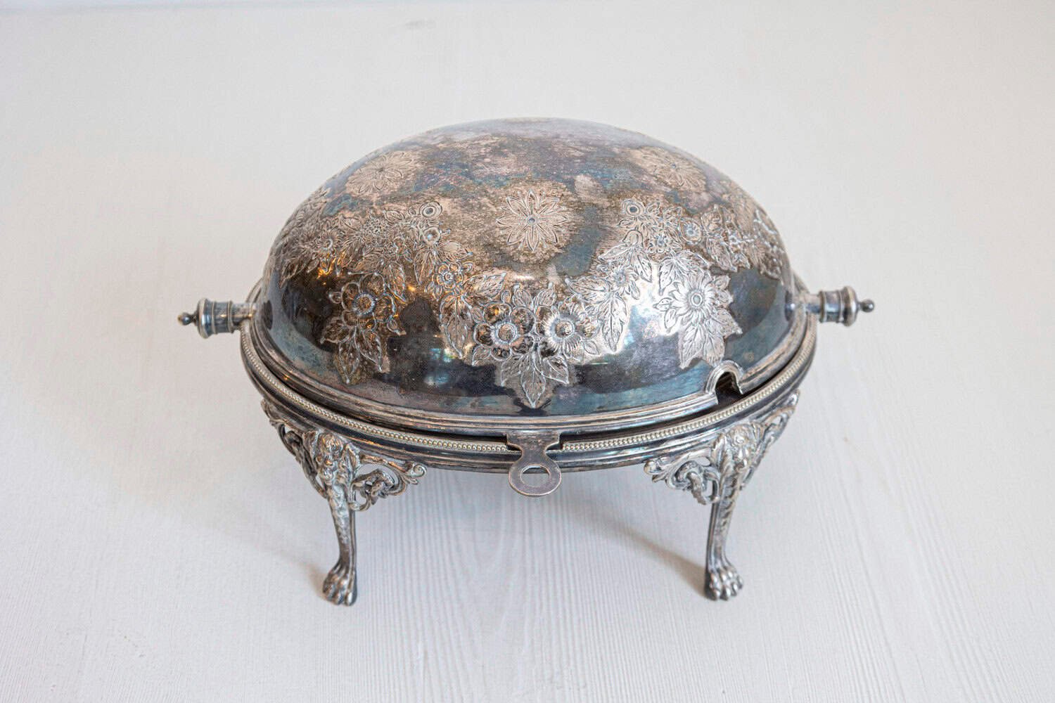English 19th Century Silver Plated Asparagus Dish Warmer with Cabriole Legs - JAA