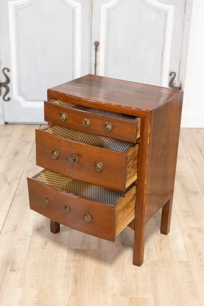 Italian Walnut Early 19th Century Three-Drawer Bedside Chest from Vicenza - JAA