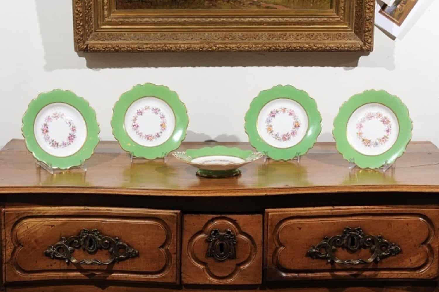 English 19th Century Ridgway Porcelain Dinner Plates and Compote with Green Rim and Floral Décor - JAA