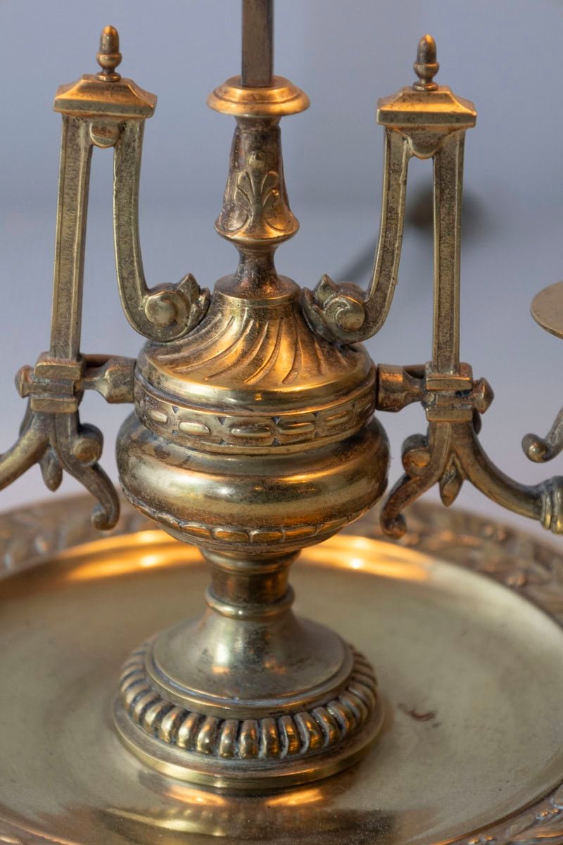 Ornate 19th-Century French Bronze Table Lamp with Scrollwork and Candle-Style Lights - JAA