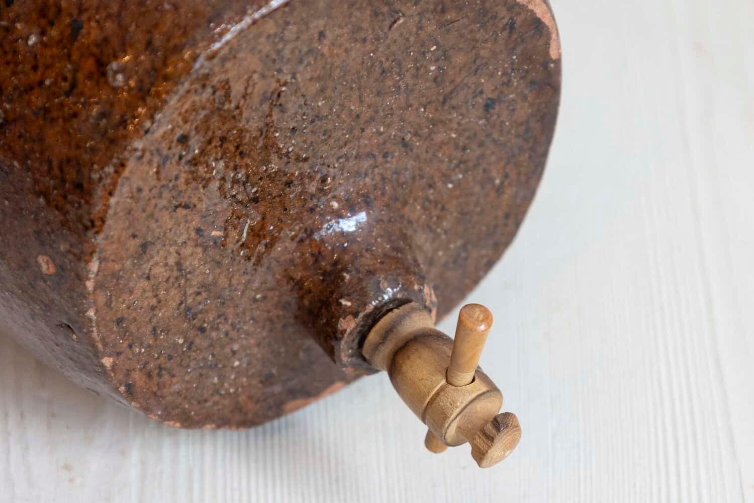 French 19th Century Terracotta Vinegar Pot with Chocolate Glaze and Great Patina - JAA