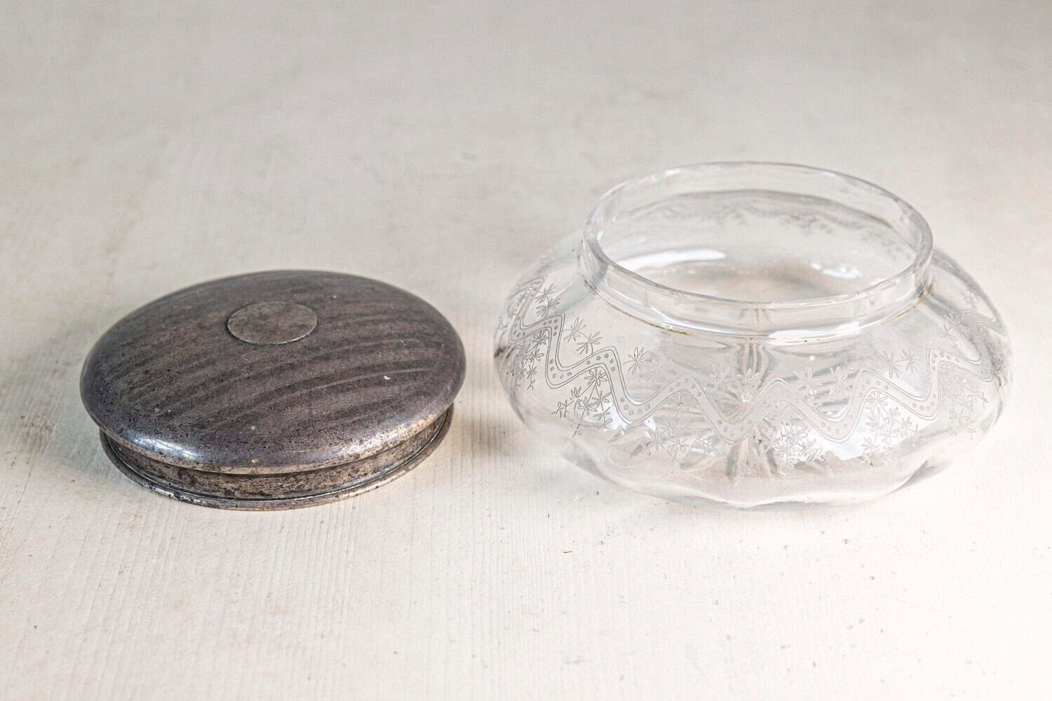 Small English 1920s Glass Vanity Jar with Incised Silver Lid and Etched Design - JAA
