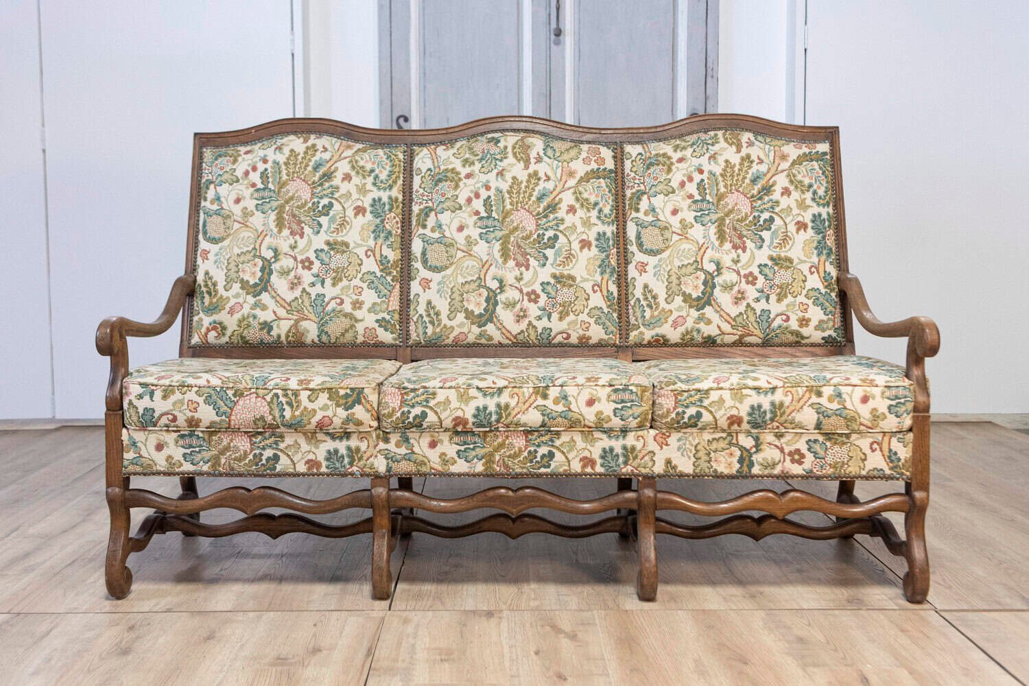 20th Century French Mutton Leg Walnut Sofa - JAA