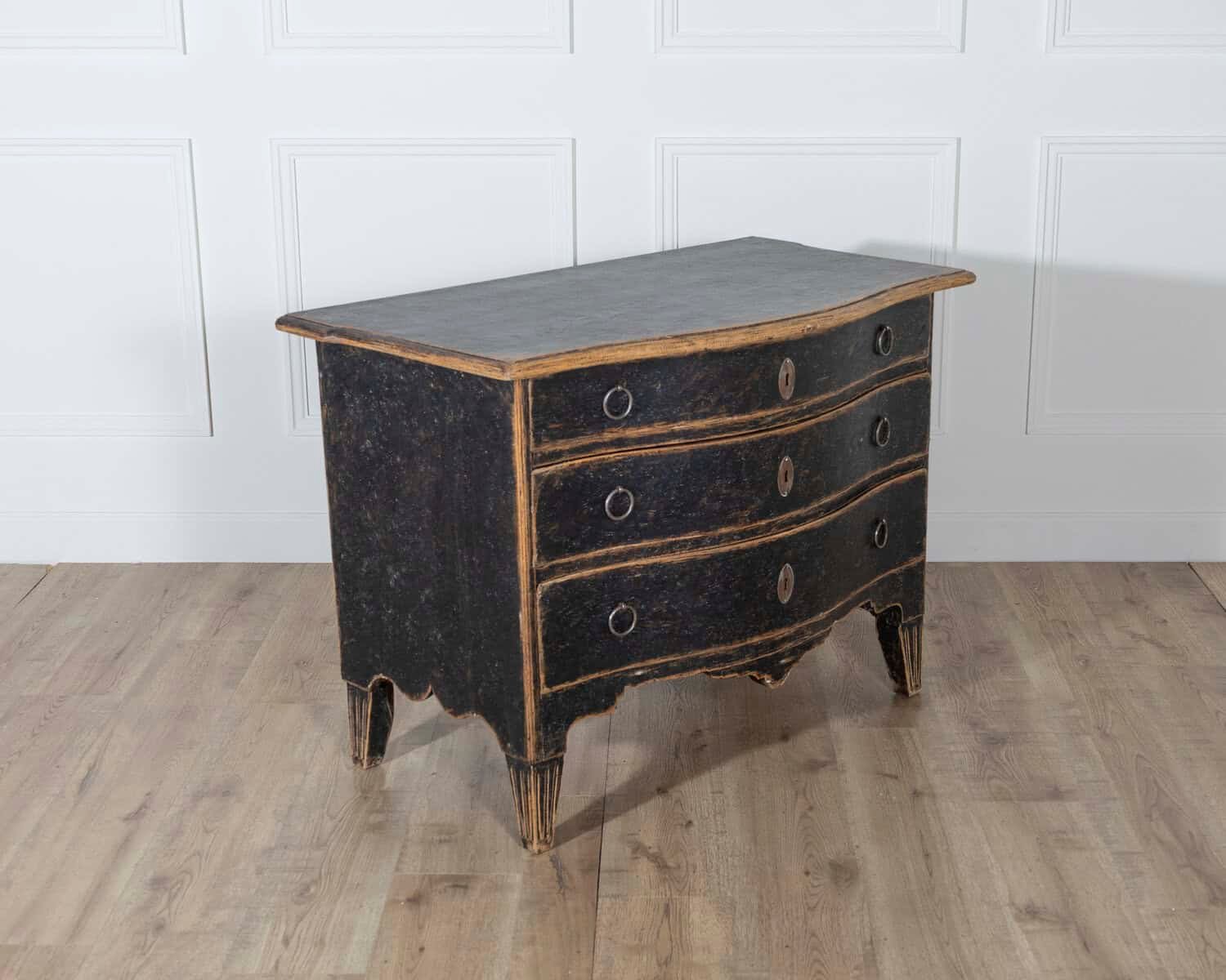 Rococo commode signed Johan Martin Ek, Stockholm, Circa 1770 - JAA