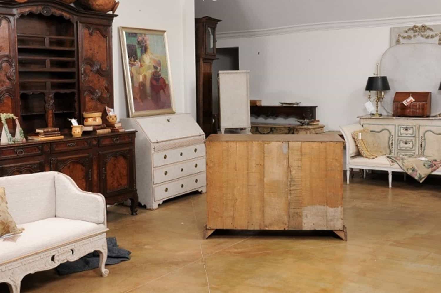 Italian Baroque Early 17th Century Painted Buffet with Carved Diamond Motifs - JAA