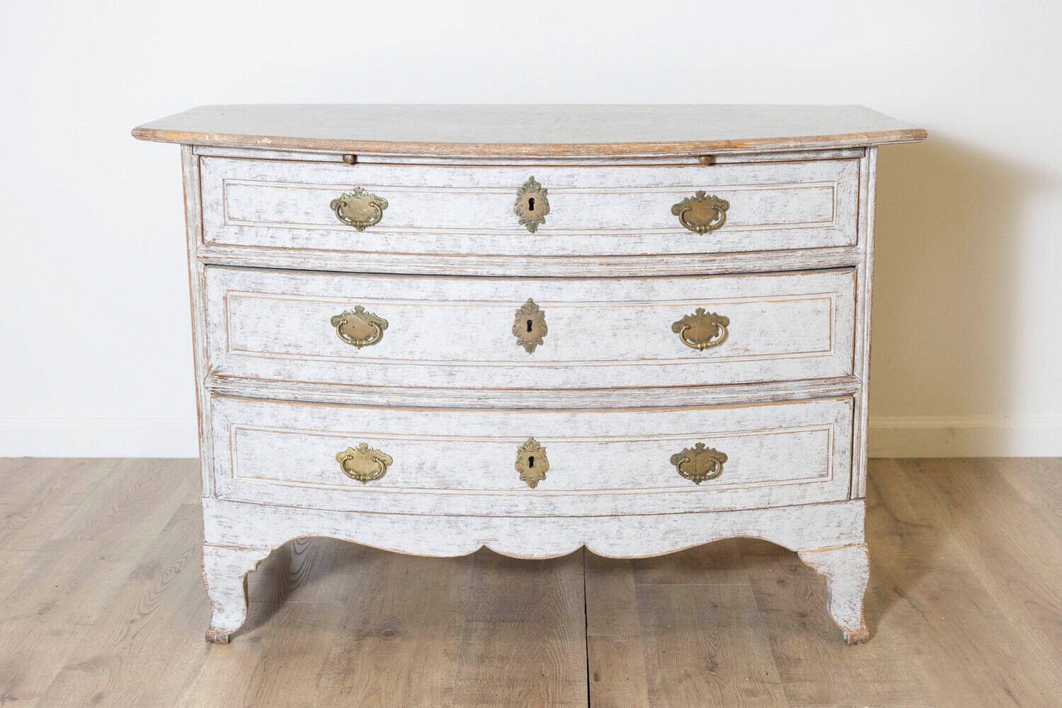 18th Century Swedish Chest of Drawers Circa 1760 - JAA