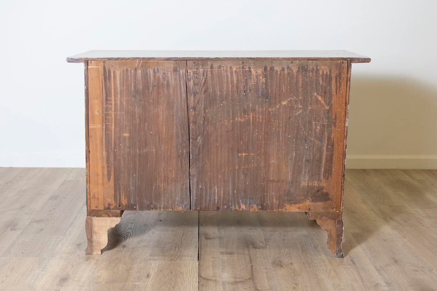 18th Century Swedish Chest of Drawers Circa 1760 - JAA
