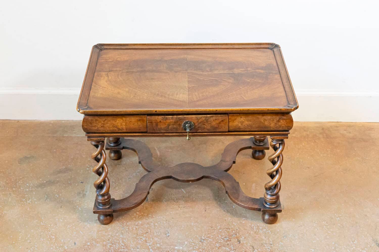 English Queen Anne Style 1910 Burl Walnut Coffee Table with Bookmatched Tray Top - JAA