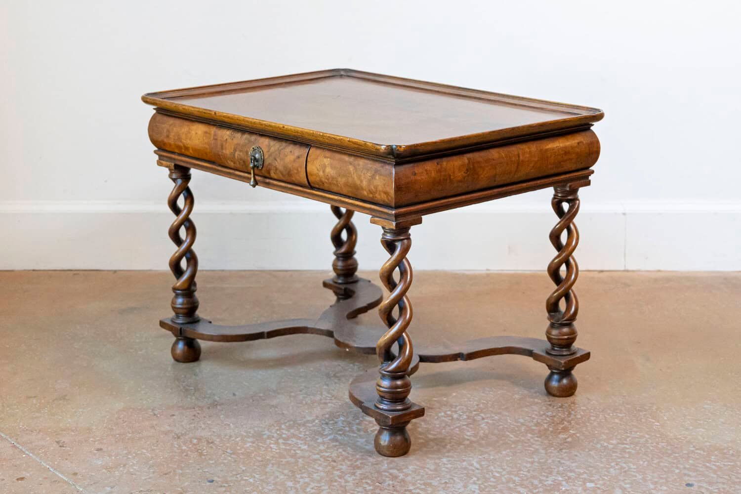 English Queen Anne Style 1910 Burl Walnut Coffee Table with Bookmatched Tray Top - JAA
