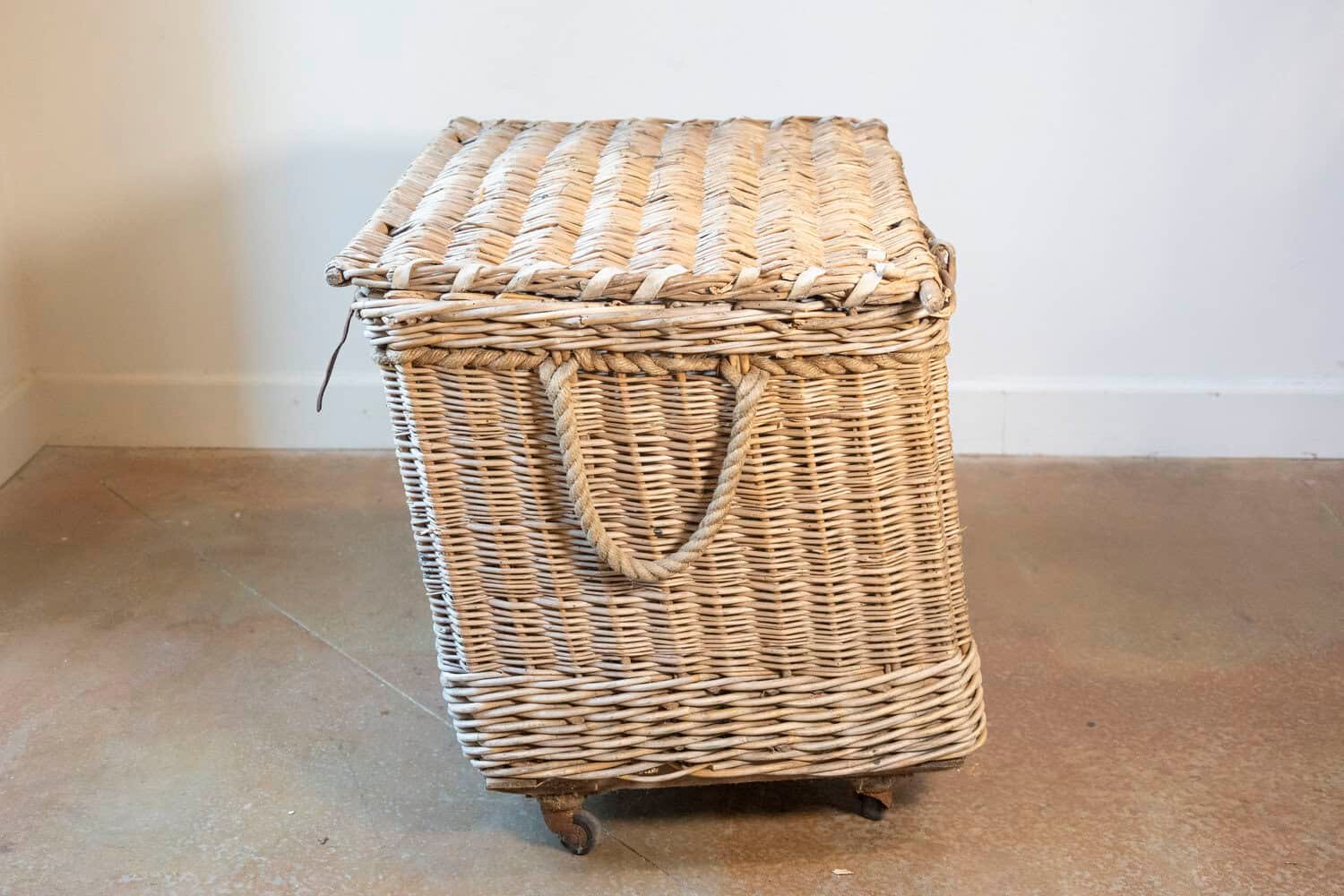 English Early 20th Century Wicker Laundry Basket on Wheels with Stenciled Labeling - JAA