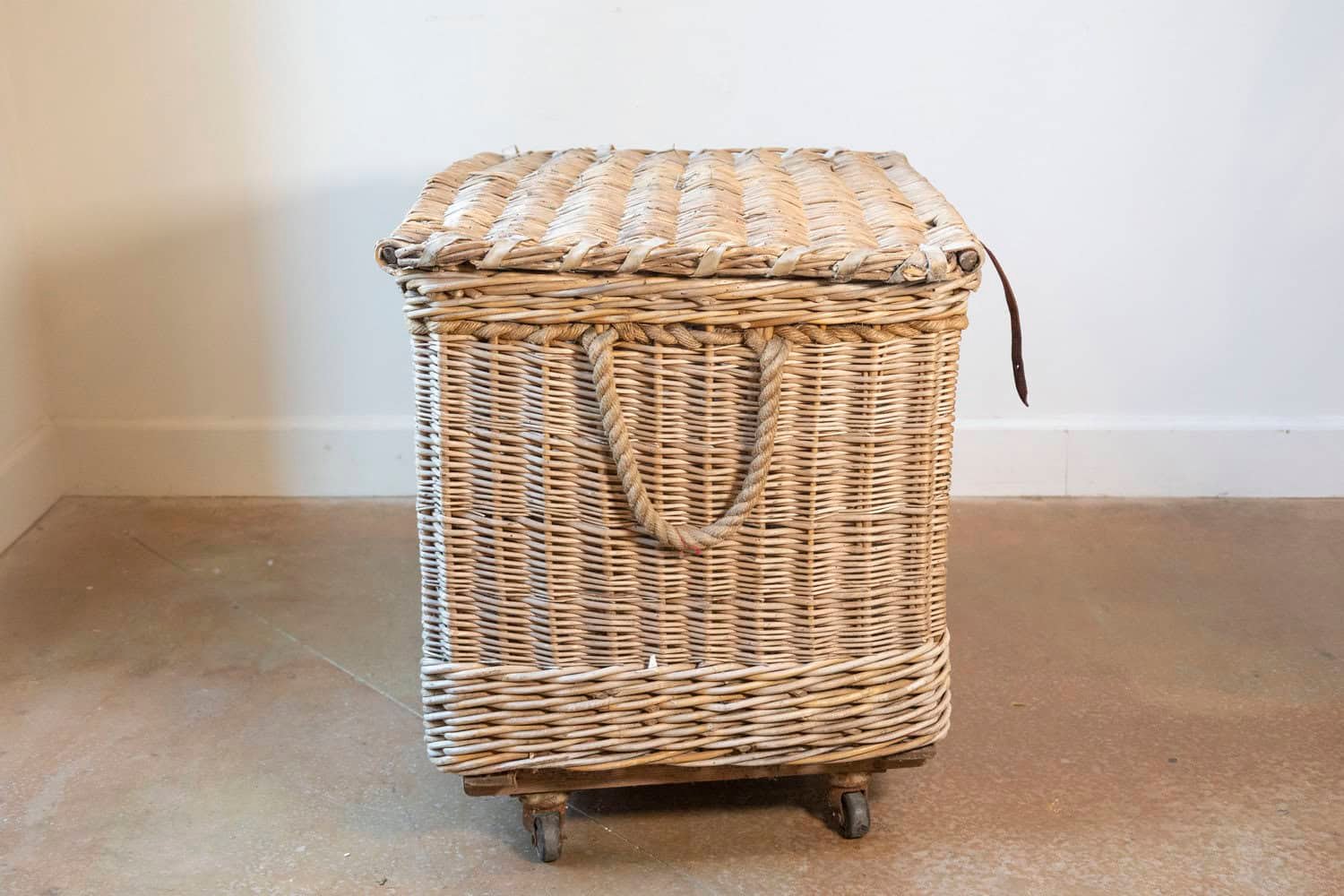 English Early 20th Century Wicker Laundry Basket on Wheels with Stenciled Labeling - JAA