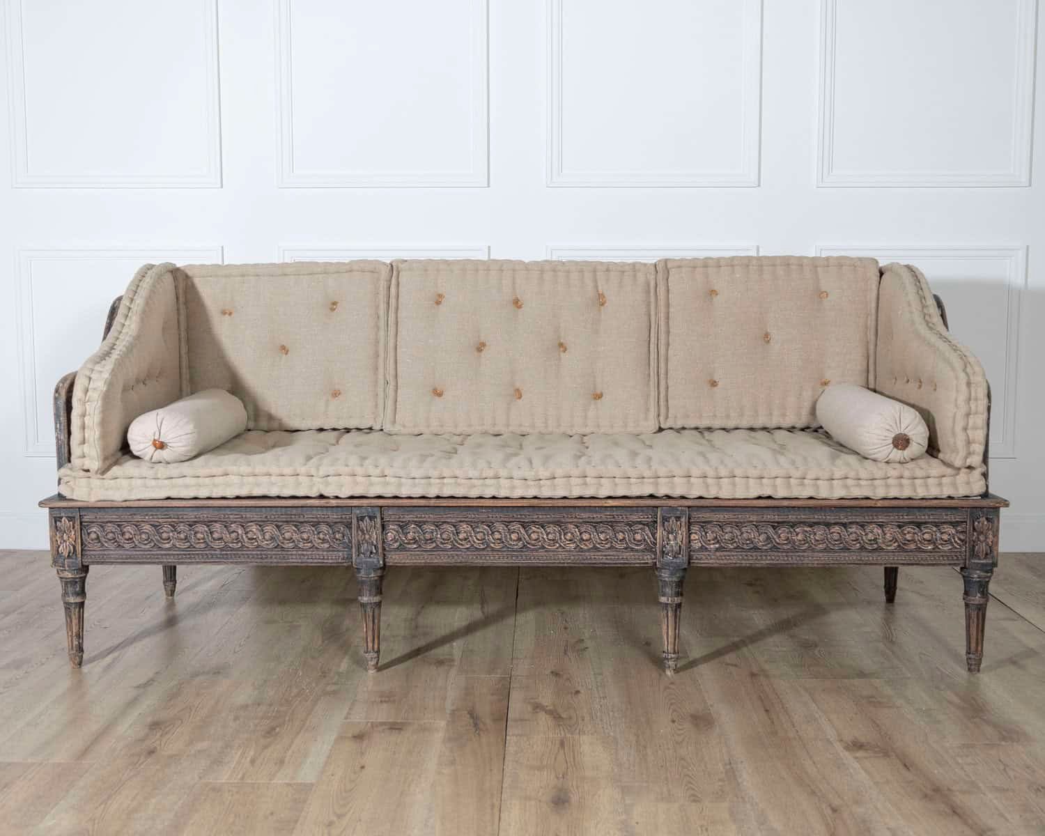 Gustavian Style Painted Trågsofa with Carved Base, circa 1920 - JAA