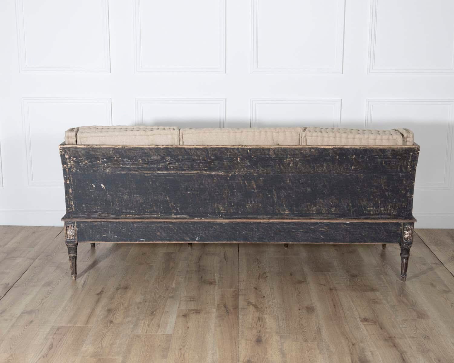 Gustavian Style Painted Trågsofa with Carved Base, circa 1920 - JAA