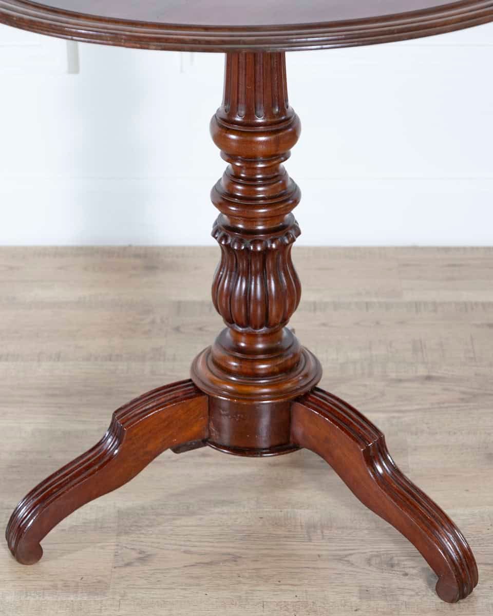 19th Century Round Mahogany Tilt-Top Pedestal Table - JAA