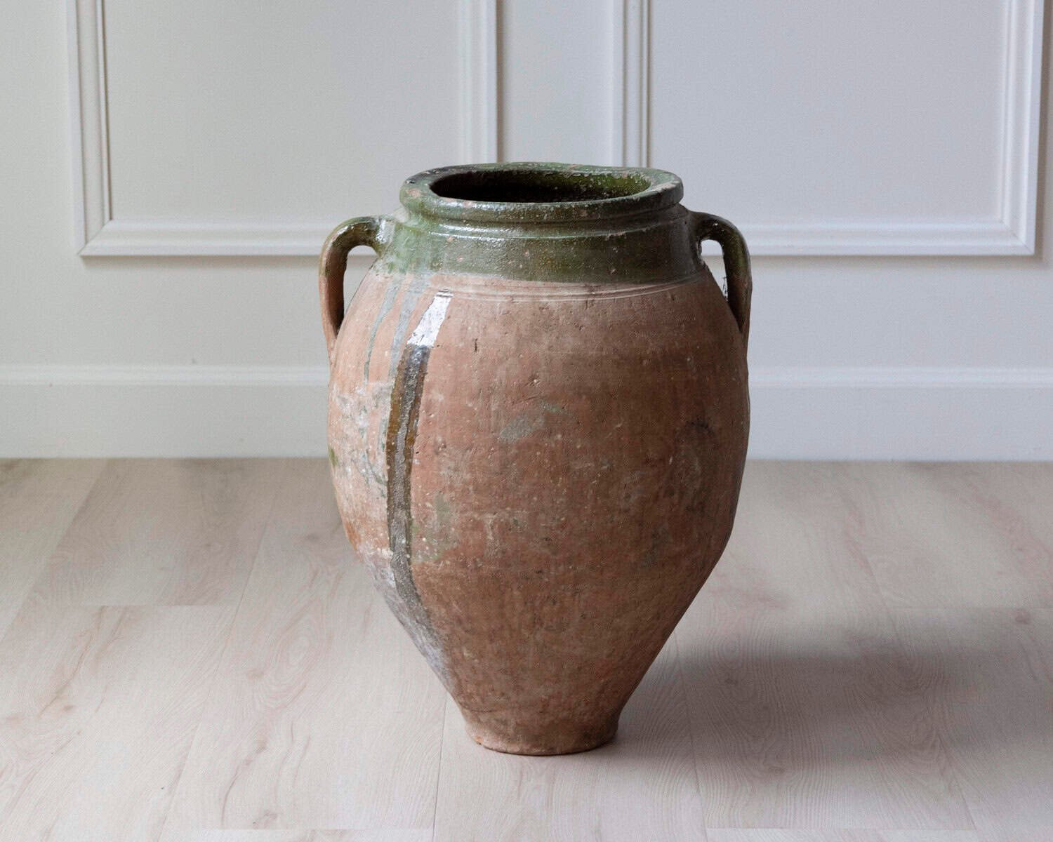 Mediterranean 19th Century Terracotta Jar with Green Glazed Rim - JAA