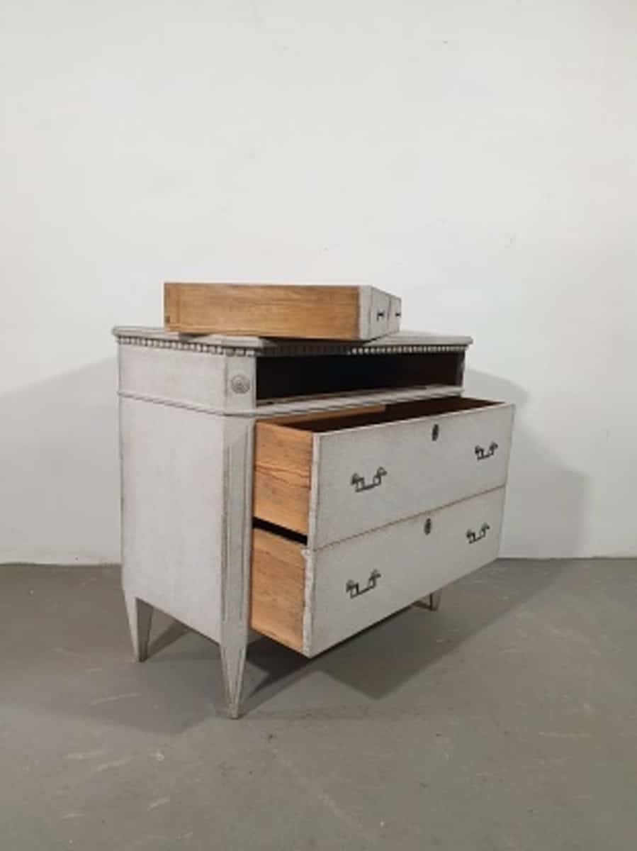 Swedish Gustavian Style 1860s Gray Painted Three-Drawer Chest with Carved Drawer - JAA