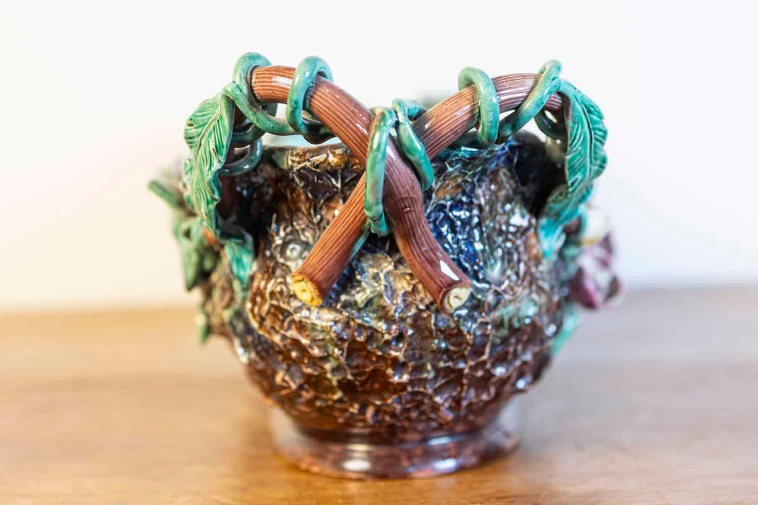 French 1850s Barbotine Majolica Jardinière by Thomas Sargent with Floral Décor - JAA