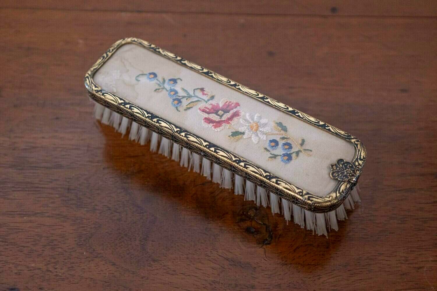English 19th Century Clothes Brush with Petit Point on Silk with Brass Edges - JAA