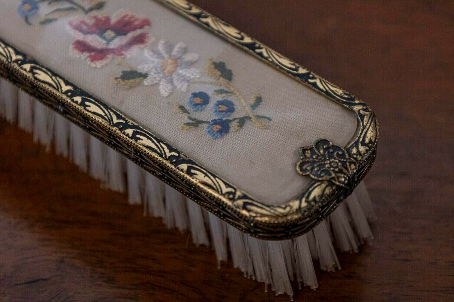 English 19th Century Clothes Brush with Petit Point on Silk with Brass Edges - JAA