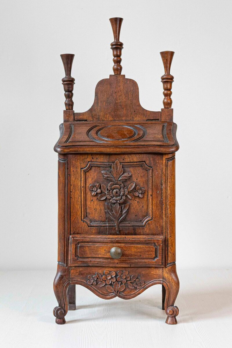 French 19th Century Louis XV Walnut Farinière with Carved Floral Décor, Cabriole Legs and Turned Finials - JAA