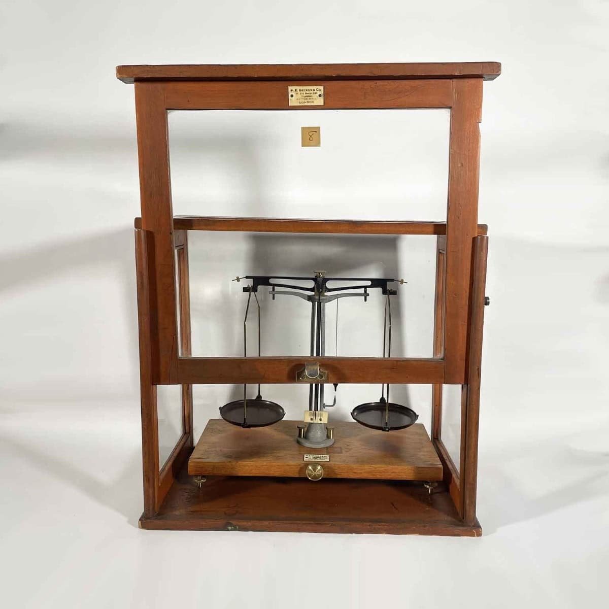 F E Becker & Co English Pharmaceutical Cased Scale - JAA