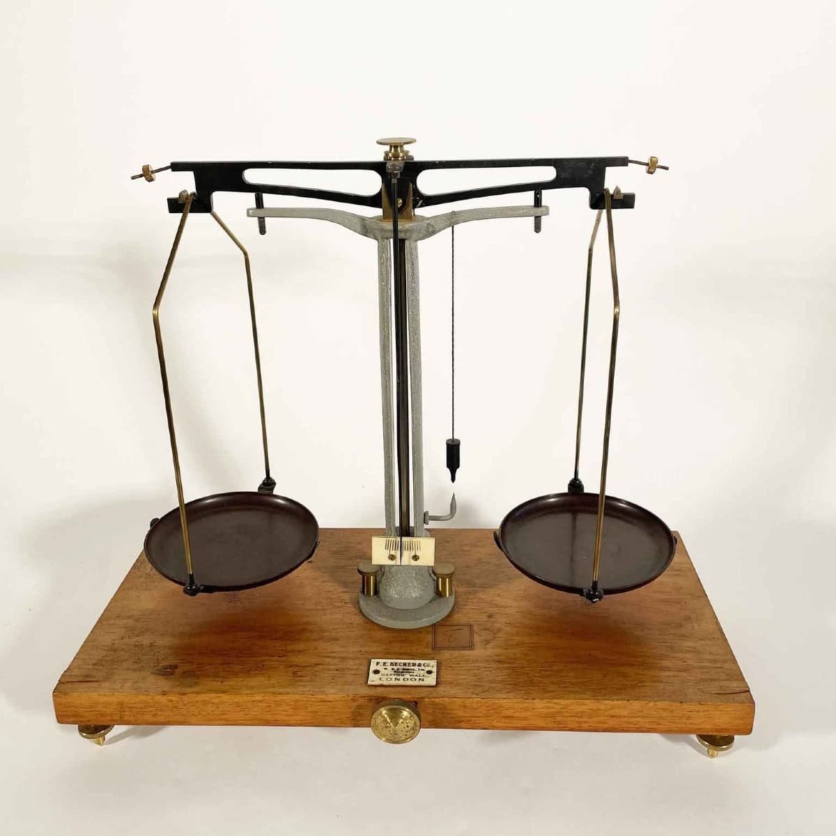 F E Becker & Co English Pharmaceutical Cased Scale - JAA