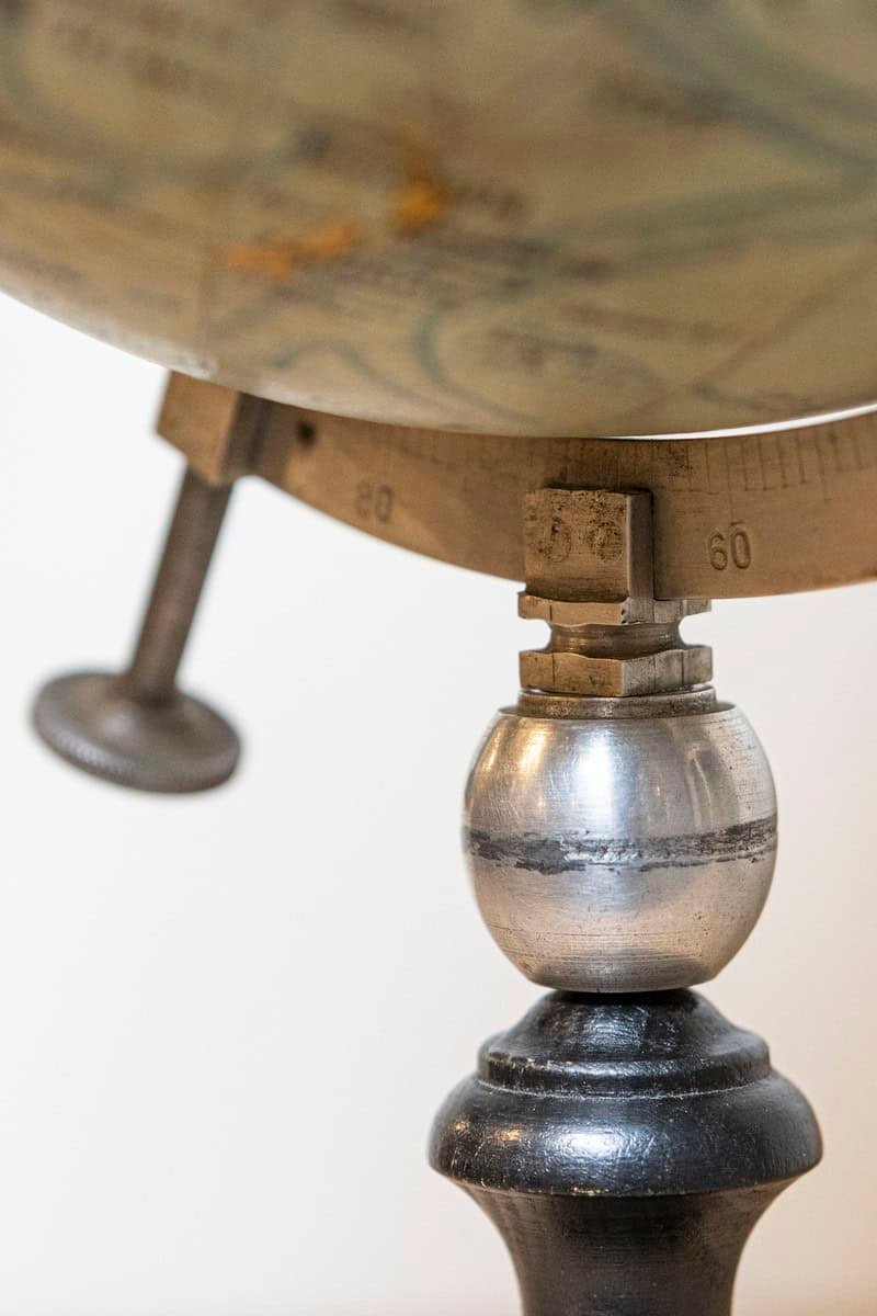 Small French 20th Century Terrestrial Globe on Turned Black Wooden Base - JAA