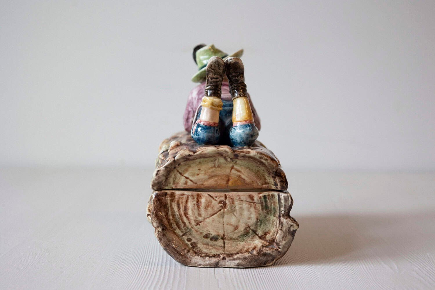 French 19th Century Barbotine Bonbon Box Depicting a Boy Laying on a Tree Trunk - JAA