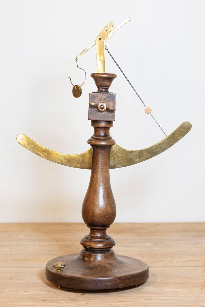 French 19th Century Brass Fabric Scale on Wooden Base by the Maison Piat - JAA