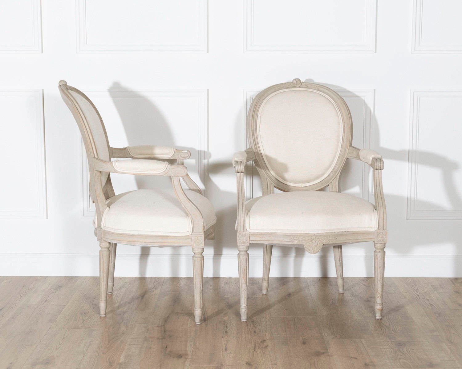 Pair of Early 20th Century Swedish Gustavian Style Oval Back Armchairs in Painted Wood - JAA
