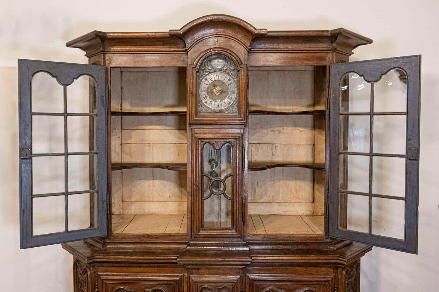 Dutch 1793s Carved Oak Buffet à Deux-Corps with Glass Doors and Pewter Clock - JAA