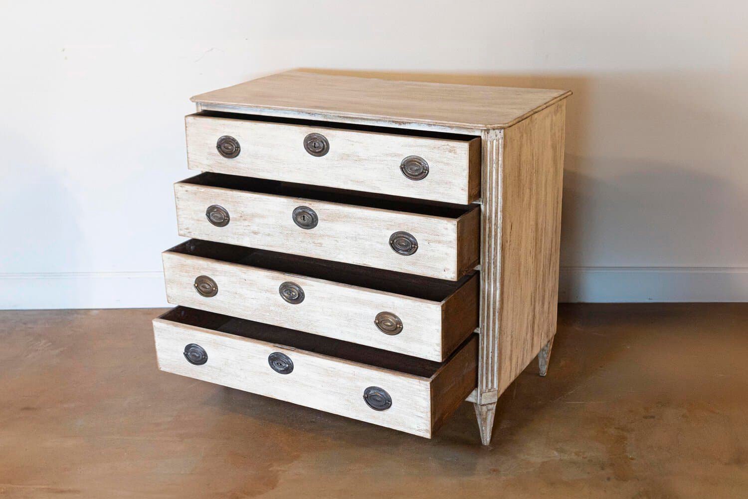 Swedish 1780s Gustavian Period Four-Drawer Commode with Chamfered Side Posts - JAA