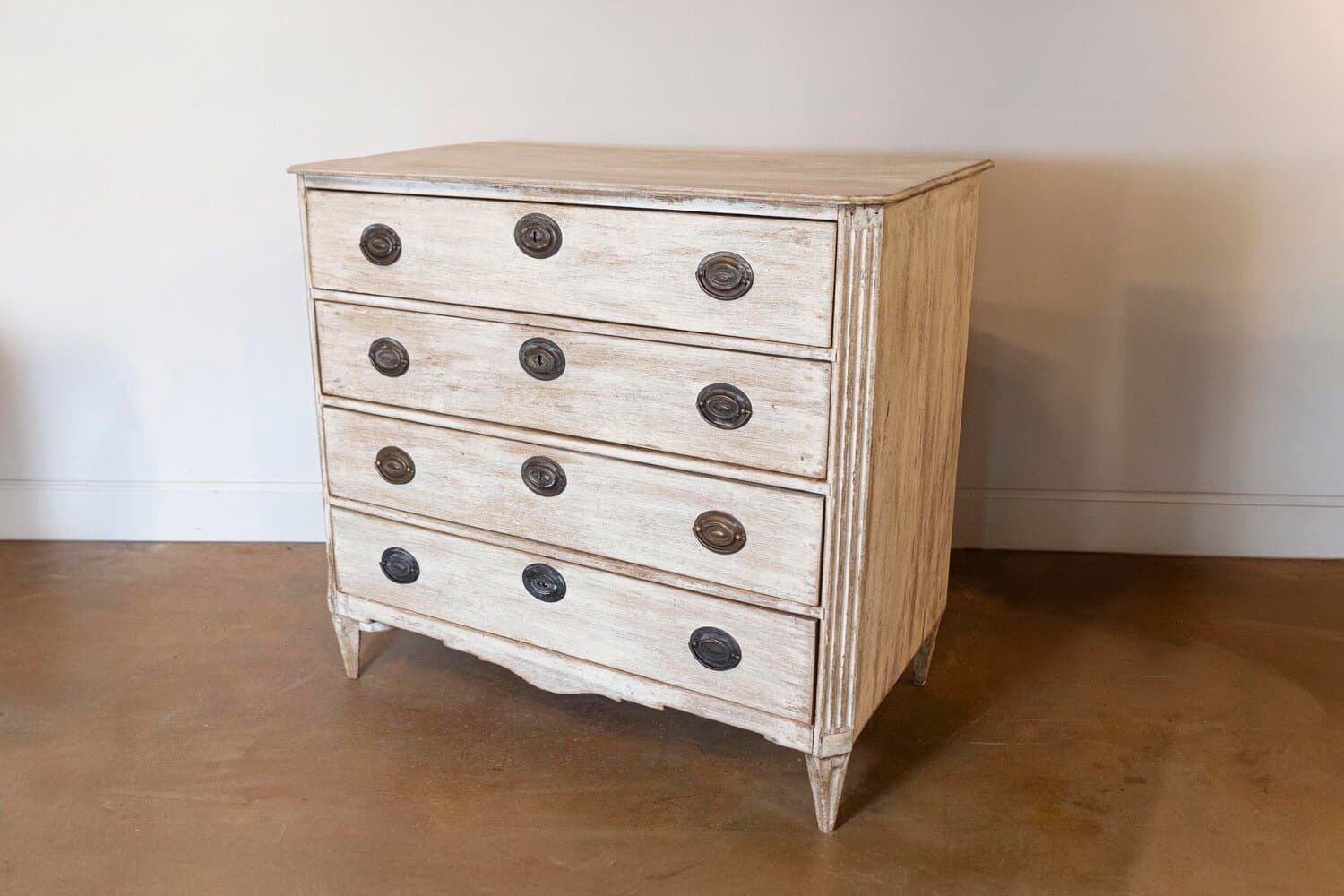 Swedish 1780s Gustavian Period Four-Drawer Commode with Chamfered Side Posts - JAA