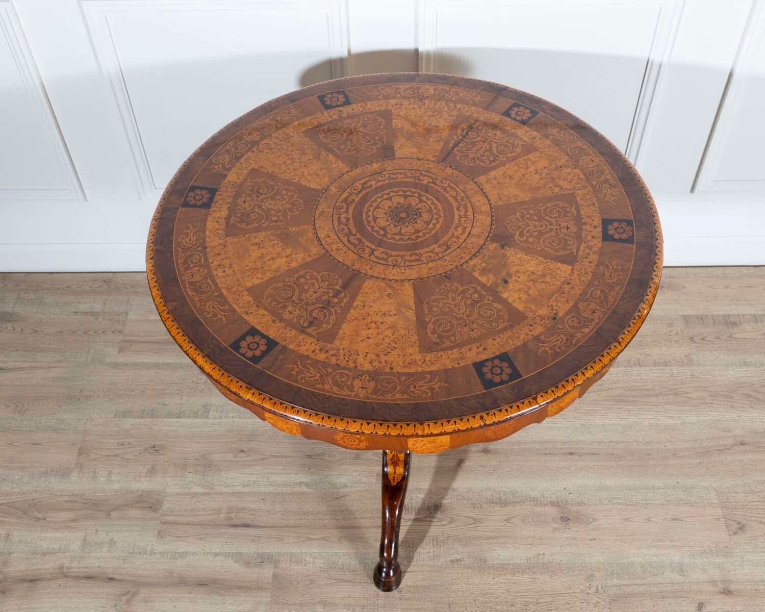 Italian Early 19th Century Walnut Center Table with Fruitwood Marquetry - JAA