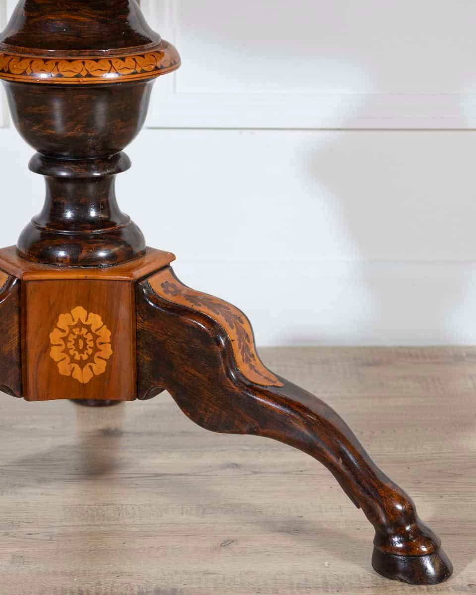 Italian Early 19th Century Walnut Center Table with Fruitwood Marquetry - JAA