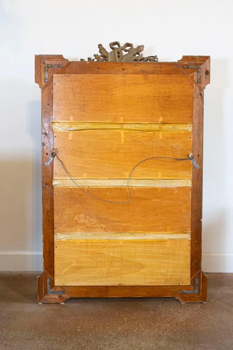 French Napoléon III 1870s Carved Giltwood Mirror with Hunting Trophy Crest - JAA