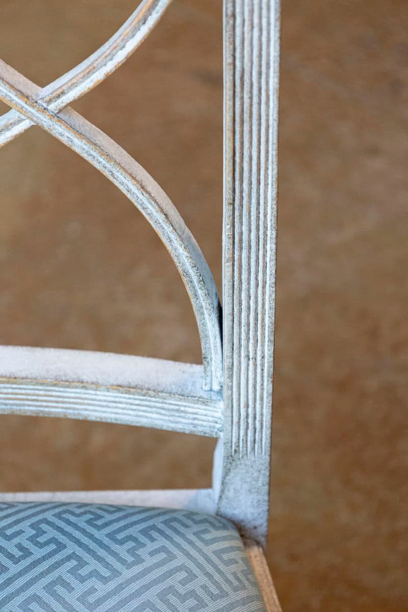 Set of 4 remaining Swedish 1900s Painted Dining Room Chairs with Sinuous Pierced Motifs - JAA