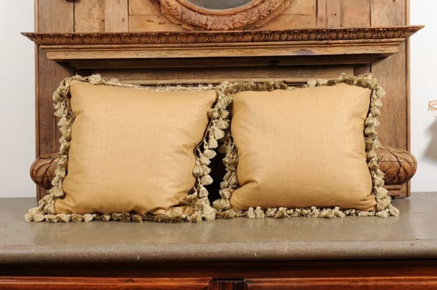 Pair of French Pillows Made of 19th Century Aubusson Tapestries with Foliage - JAA