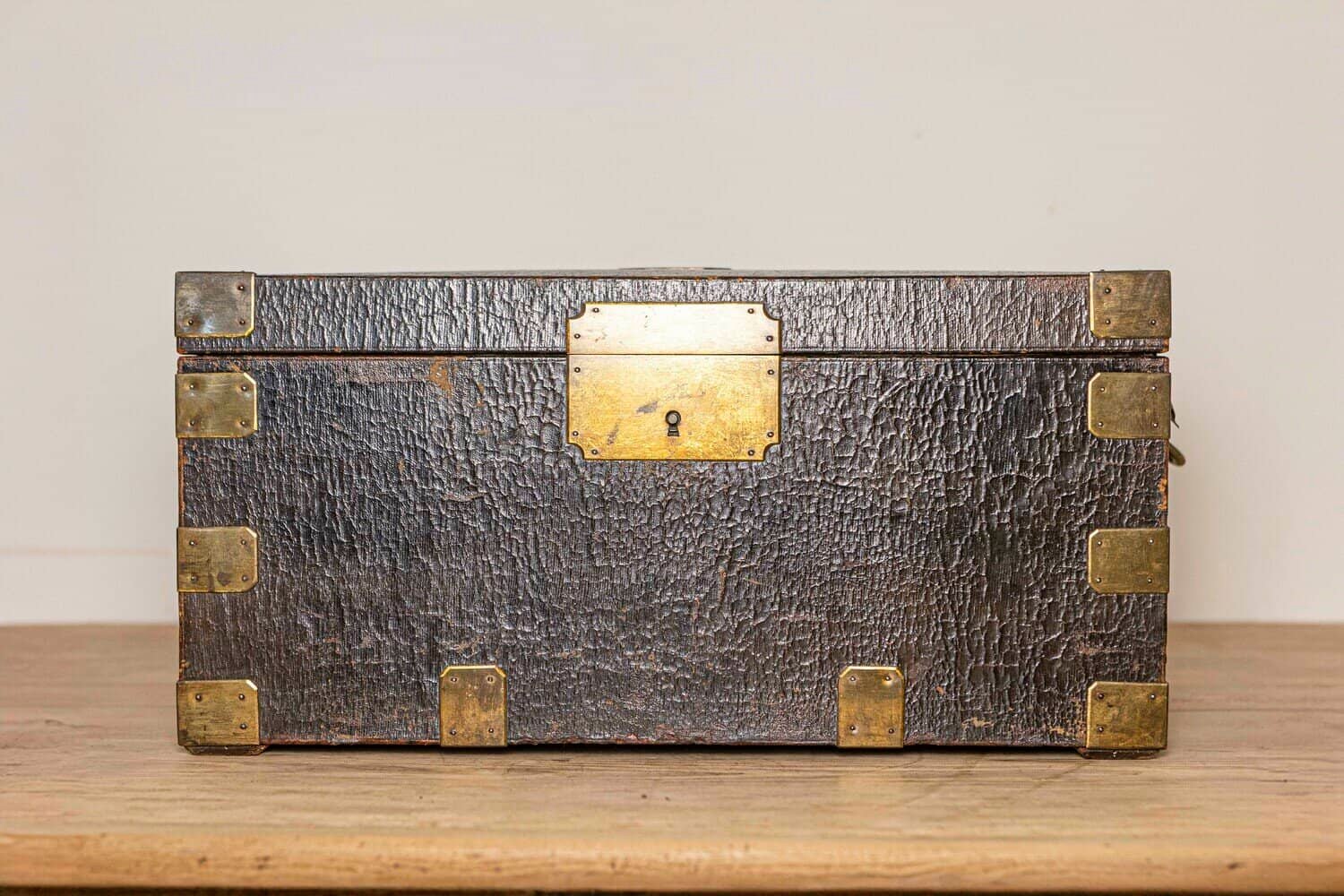 French 19th Century Maison Gellée et Gainier Leather and Brass Decorative Box - JAA