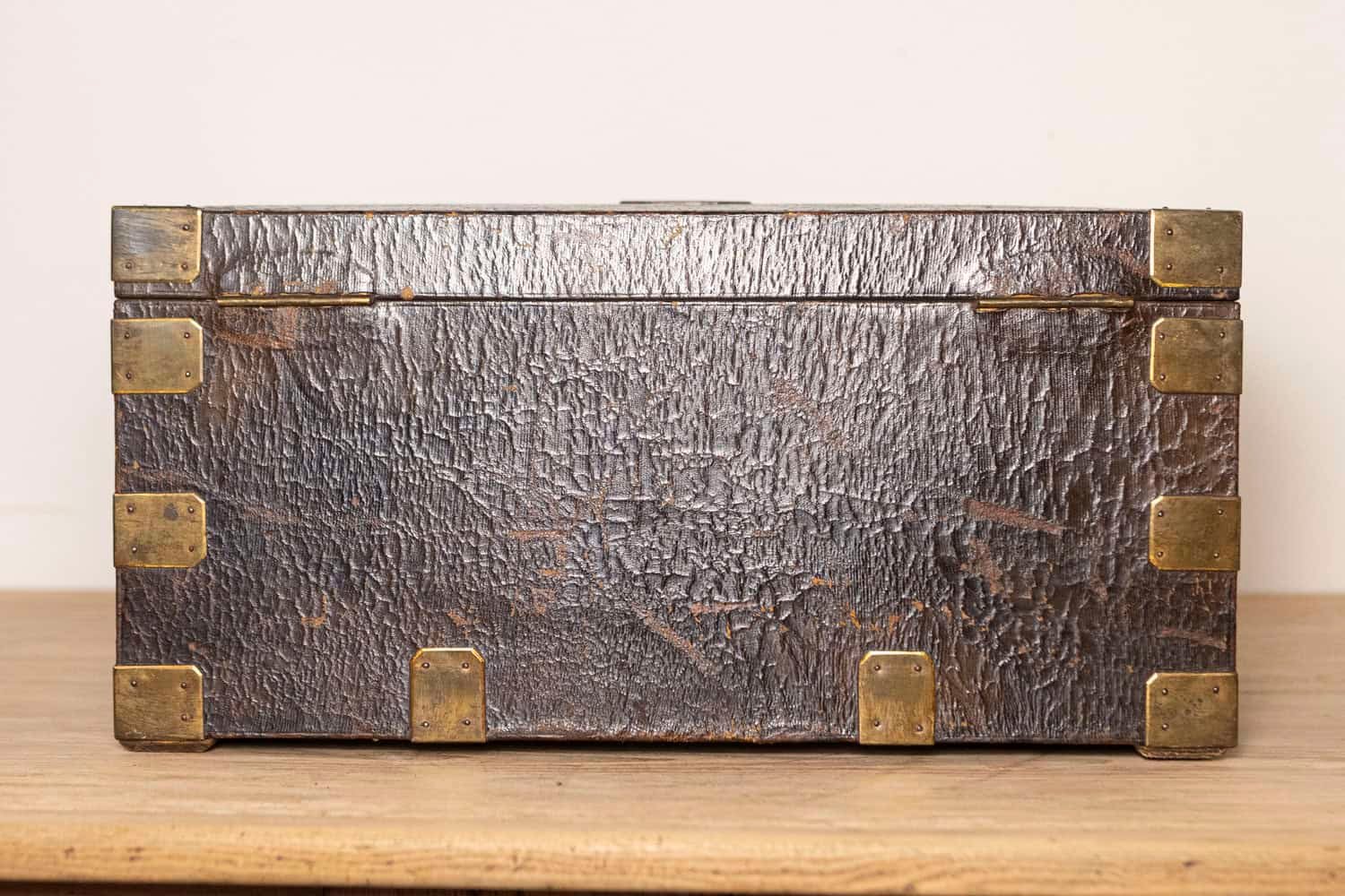French 19th Century Maison Gellée et Gainier Leather and Brass Decorative Box - JAA