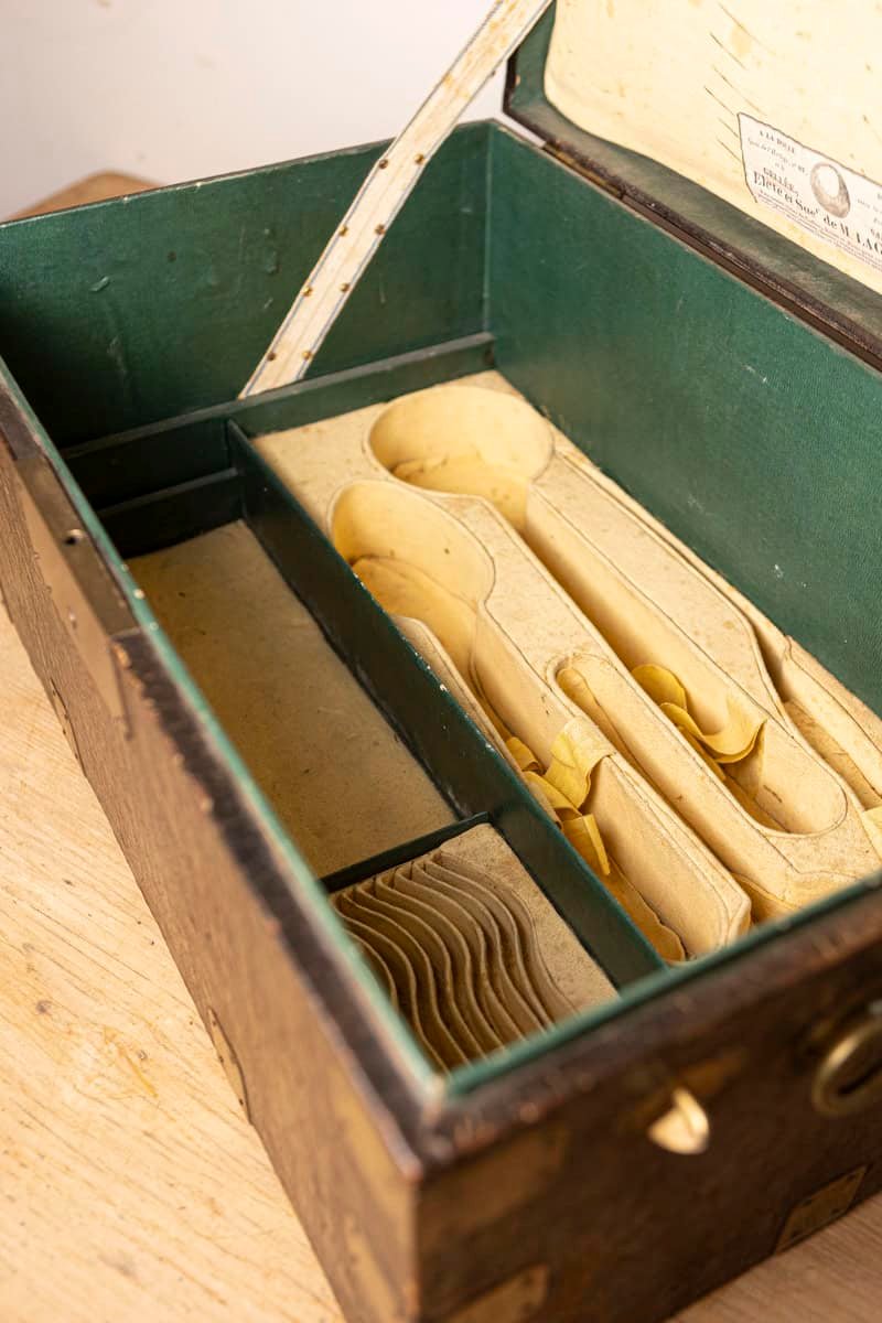 French 19th Century Maison Gellée et Gainier Leather and Brass Decorative Box - JAA