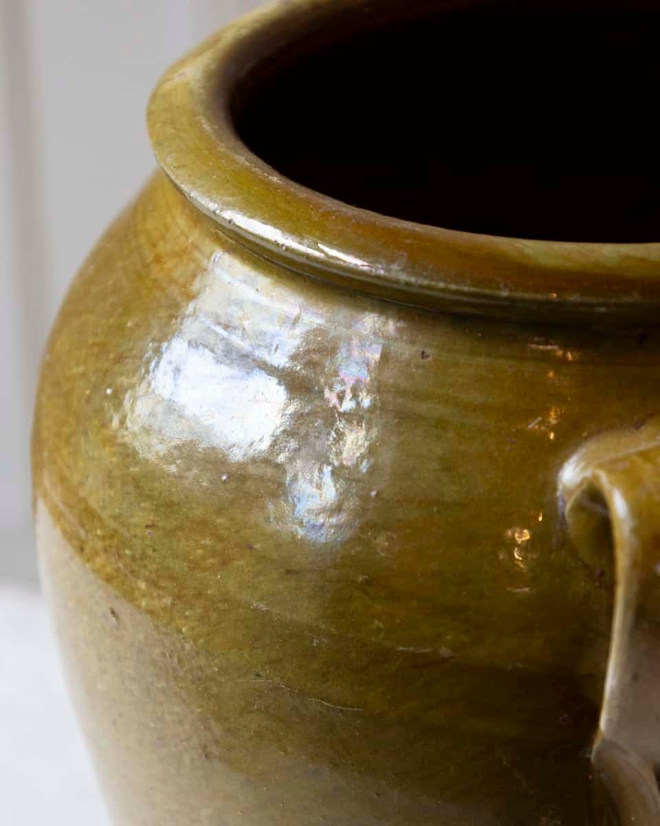 Spanish 19th Century Terracotta Jar with Green Glaze and Handles - JAA