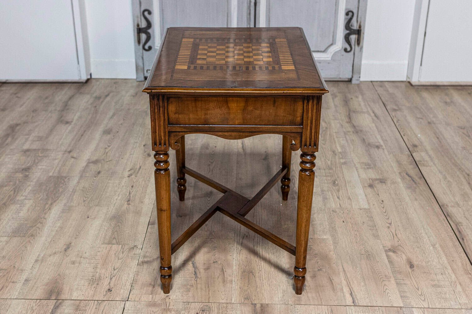 Italian 19th Century Walnut and Mahogany Game Table with Checkerboard Top - JAA