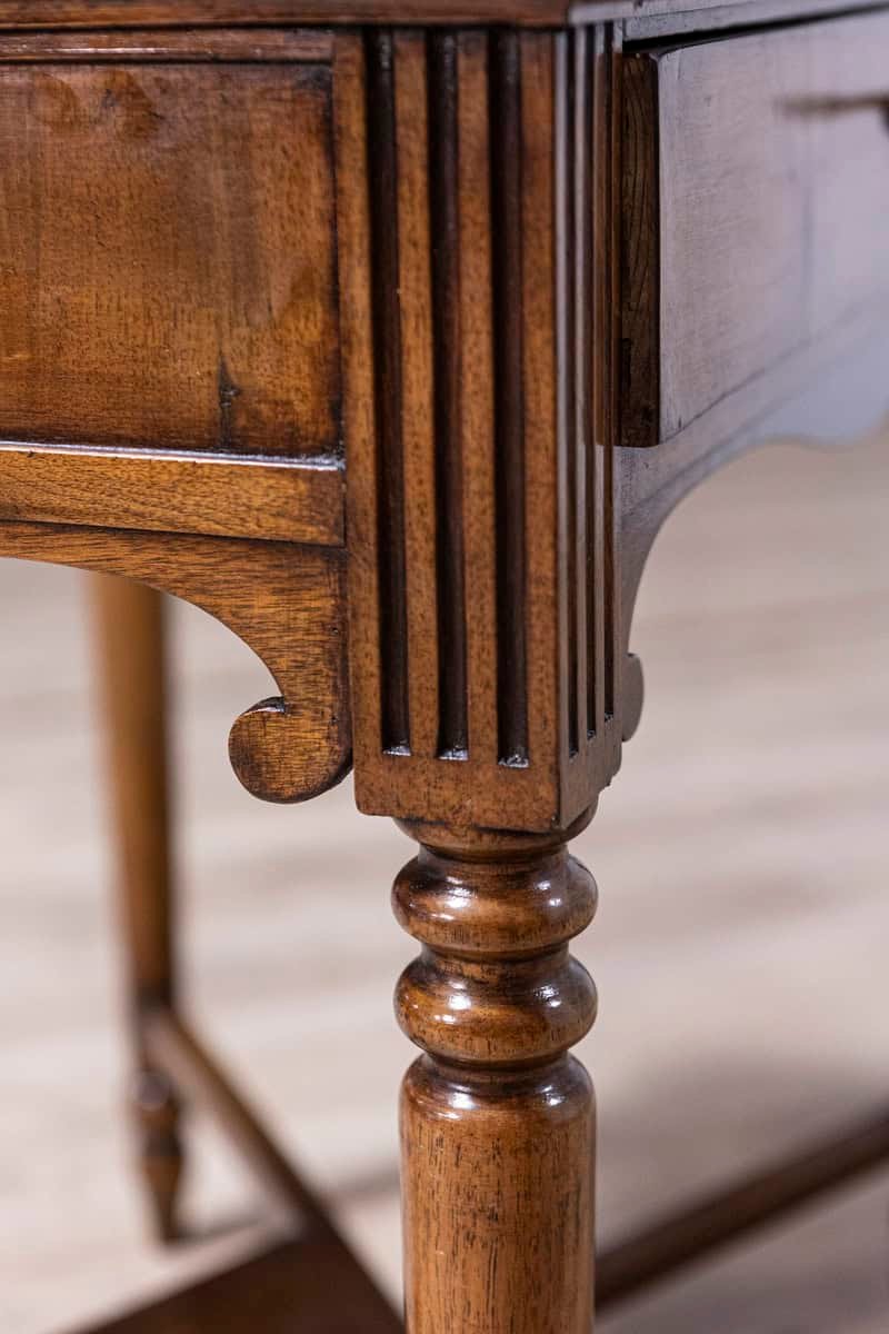 Italian 19th Century Walnut and Mahogany Game Table with Checkerboard Top - JAA