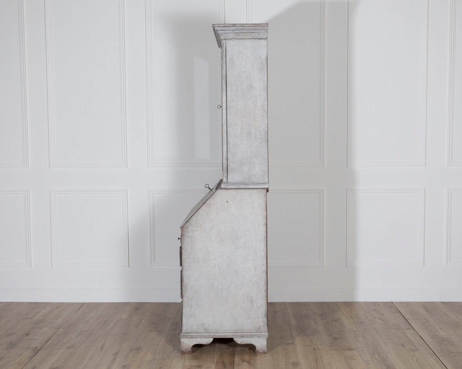 Early 19th Century Swedish Painted Secretary Cupboard in Grey with Patina - JAA