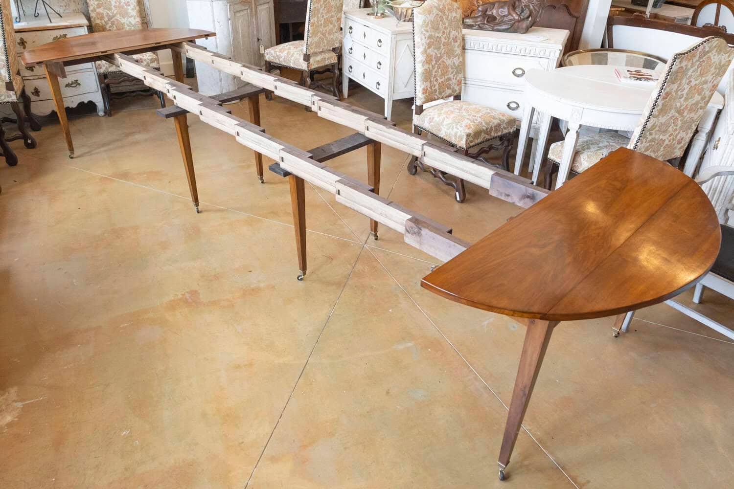 20th Century French Dining Table - JAA