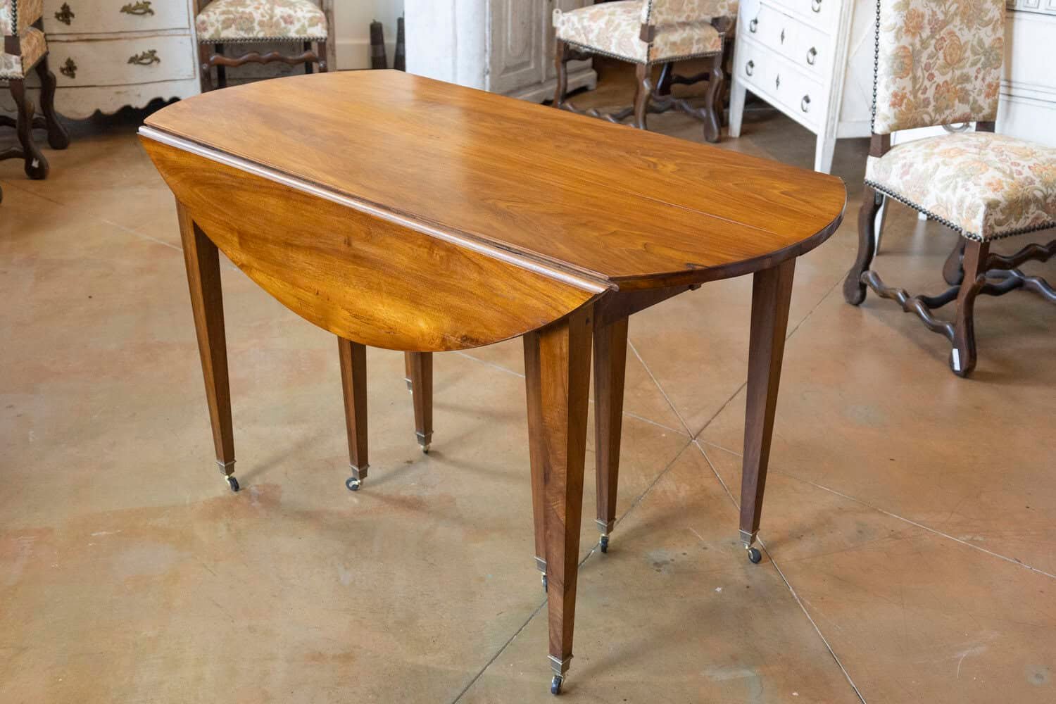 20th Century French Dining Table - JAA