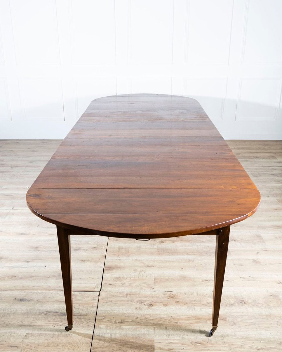 Table 8 feet, early 20th century Restoration style, solid walnut - JAA